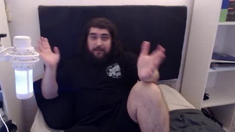 MrPuffy online show from March 9, 2026, 9:35 am