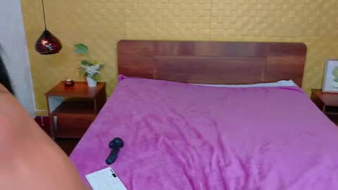 mrs_buttocks online show from March 6, 2025, 6:26 pm
