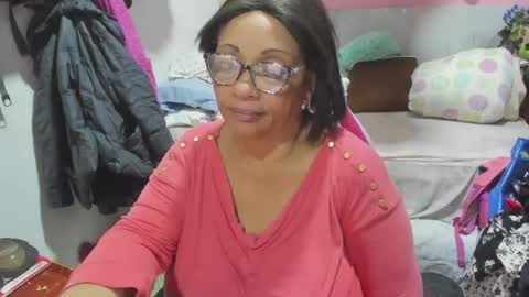 Snapshot of mrs_mommy chatting on May 27, 2026, 1:57 am mrs_mommy online show from May 27, 2026, 1:57 am