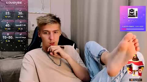 Snapshot of mrsexycum4u chatting on October 4, 2025, 7:45 pm Adam online show from October 4, 2025, 7:45 pm