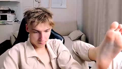 Snapshot of mrsexycum4u chatting on November 20, 2025, 2:28 pm Adam online show from November 20, 2025, 2:28 pm