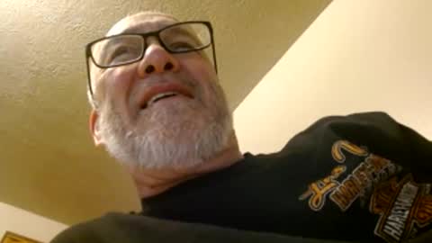 mrtease5 online show from March 12, 2026, 11:33 pm