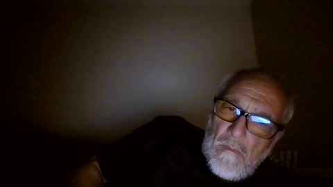 mrtease5 online show from June 9, 2026, 3:40 am