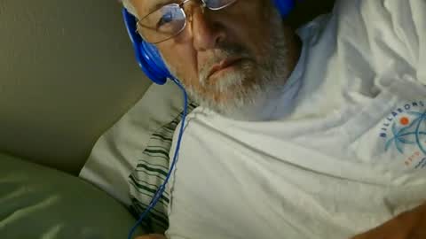 mrtease5 online show from June 28, 2026, 8:42 am