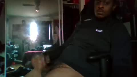 mrthicknlong6 online show from January 3, 2025, 5:31 pm