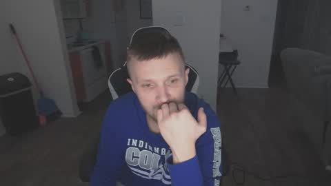 mrwonderboy03 online show from February 10, 2026, 3:32 am