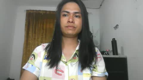 ms_el_natural online show from May 18, 2026, 4:07 am