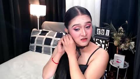 Snapshot of ms_grey4u chatting on November 4, 2025, 9:41 am Ash online show from November 4, 2025, 9:41 am