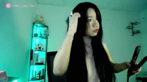 Snapshot of ms_lissa chatting on November 9, 2025, 1:37 am MISS LISSA online show from November 9, 2025, 1:37 am