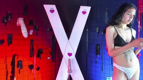 ms_madycooper_bdsm online show from April 21, 2026, 1:07 am