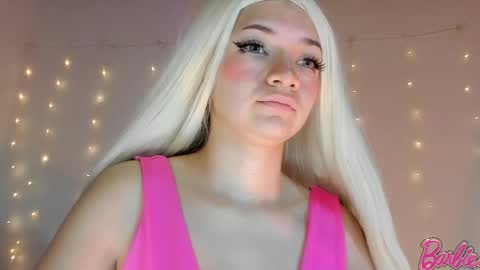 Snapshot of ms_pickless chatting on January 18, 2026, 2:10 pm Annabelle online show from January 18, 2026, 2:10 pm