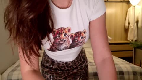 Snapshot of ms_seductive chatting on October 31, 2025, 5:03 pm Your M online show from October 31, 2025, 5:03 pm