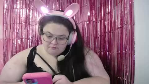 Snapshot of mscamirose15 chatting on October 10, 2025, 6:40 pm Ms. Cami Rose online show from October 10, 2025, 6:40 pm