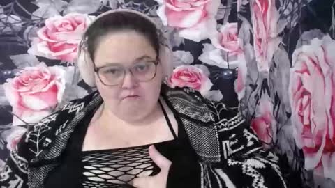 Snapshot of mscamirose15 chatting on October 28, 2025, 6:54 pm Ms. Cami Rose online show from October 28, 2025, 6:54 pm