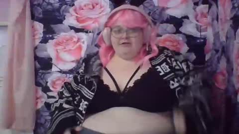 Snapshot of mscamirose15 chatting on October 29, 2025, 7:37 pm Ms. Cami Rose online show from October 29, 2025, 7:37 pm