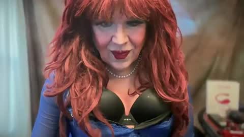 Snapshot of mskarentoy chatting on February 23, 2025, 10:09 pm mskarentoy online show from February 23, 2025, 10:09 pm