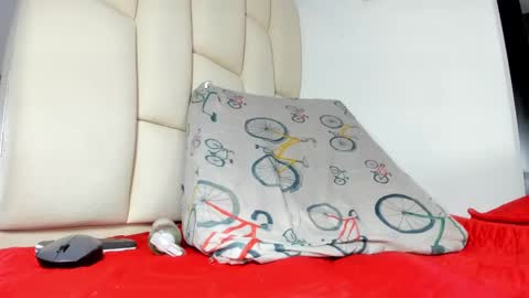 Snapshot of mss_mar chatting on February 14, 2025, 6:23 am FERNANDA 3 online show from February 14, 2025, 6:23 am