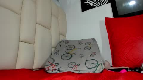 Snapshot of mss_mar chatting on February 14, 2025, 9:24 am FERNANDA 3 online show from February 14, 2025, 9:24 am