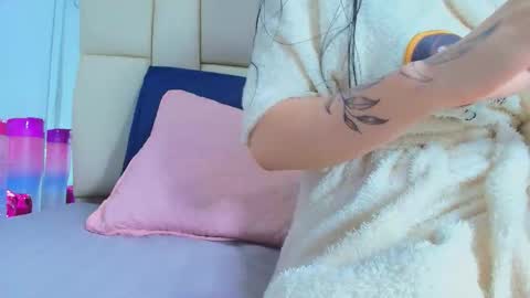 Snapshot of mss_mar chatting on December 16, 2025, 3:11 am FERNANDA 3 online show from December 16, 2025, 3:11 am