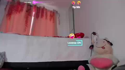 Snapshot of msschloee chatting on September 16, 2025, 9:27 pm Chloe new account online show from September 16, 2025, 9:27 pm