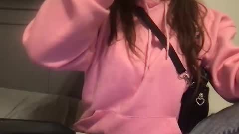 Tara Jane online show from February 18, 2026, 5:47 am