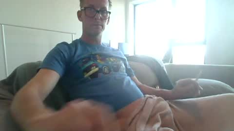 Snapshot of mtb6512 chatting on July 3, 2026, 7:09 pm mtb6512 online show from July 3, 2026, 7:09 pm