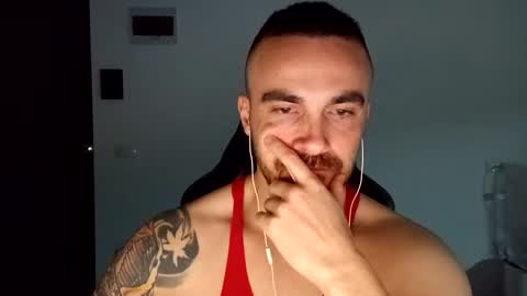 Snapshot of mu5clemania chatting on December 21, 2024, 10:08 pm Victor online show from December 21, 2024, 10:08 pm