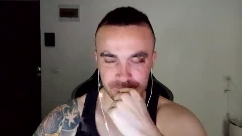 Snapshot of mu5clemania chatting on December 29, 2024, 8:33 am Victor online show from December 29, 2024, 8:33 am