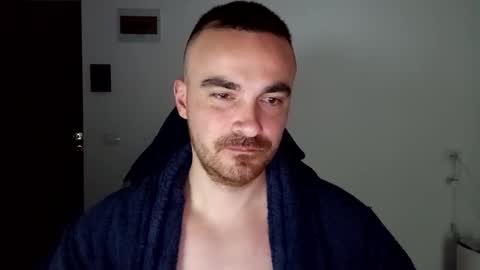 Snapshot of mu5clemania chatting on January 3, 2025, 12:08 pm Victor online show from January 3, 2025, 12:08 pm