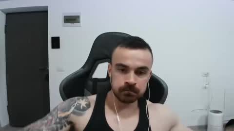 Snapshot of mu5clemania chatting on February 23, 2025, 9:05 pm Victor online show from February 23, 2025, 9:05 pm