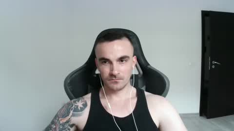 Snapshot of mu5clemania chatting on March 2, 2025, 2:32 pm Victor online show from March 2, 2025, 2:32 pm