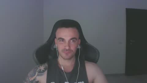 Snapshot of mu5clemania chatting on March 3, 2025, 6:01 pm Victor online show from March 3, 2025, 6:01 pm