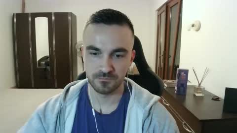 Victor online show from April 3, 2026, 7:01 pm