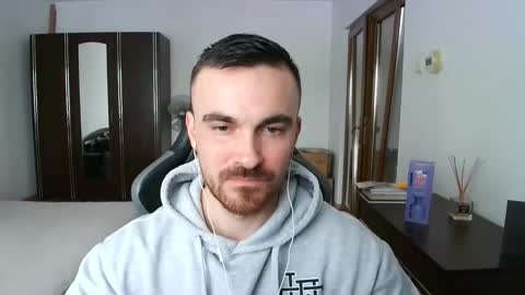 Victor online show from April 10, 2026, 12:21 pm