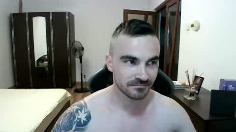 Snapshot of mu5clemania chatting on July 19, 2026, 3:05 pm Victor online show from July 19, 2026, 3:05 pm