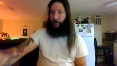Snapshot of mudge chatting on January 20, 2025, 6:21 am Mudge online show from January 20, 2025, 6:21 am