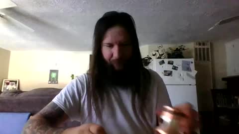 Snapshot of mudge chatting on February 22, 2025, 3:25 pm Mudge online show from February 22, 2025, 3:25 pm