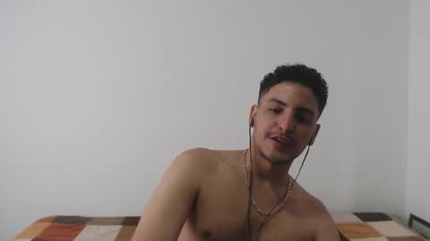 Eduard online show from November 24, 2025, 6:18 pm