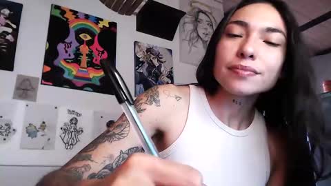 Snapshot of mulan_o chatting on January 2, 2025, 2:13 pm JESSICA online show from January 2, 2025, 2:13 pm