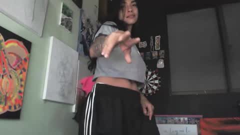 Snapshot of mulan_o chatting on October 13, 2025, 12:16 pm JESSICA online show from October 13, 2025, 12:16 pm