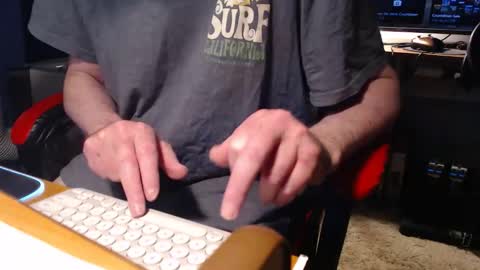 mulldoon1950 online show from December 18, 2025, 11:16 am