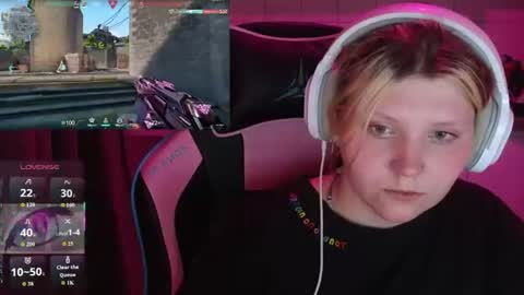 Snapshot of mura_muur chatting on July 14, 2026, 6:35 pm Milana online show from July 14, 2026, 6:35 pm