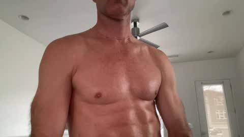 Snapshot of murakmi800 chatting on January 21, 2025, 4:37 pm Araki online show from January 21, 2025, 4:37 pm