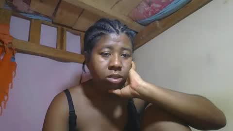murielleee online show from March 31, 2026, 8:37 am