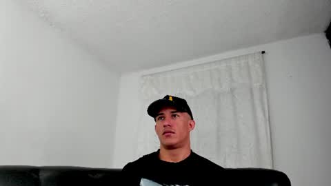 Snapshot of muscle_man07 chatting on July 14, 2026, 2:12 pm Muscle Man online show from July 14, 2026, 2:12 pm