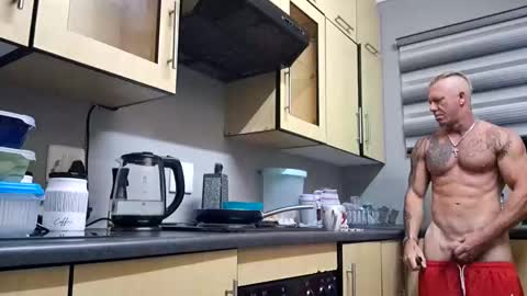 muscledaddy69s online show from March 26, 2026, 2:06 am