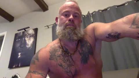 Snapshot of muscledick40 chatting on September 12, 2025, 2:44 am muscledick40 online show from September 12, 2025, 2:44 am