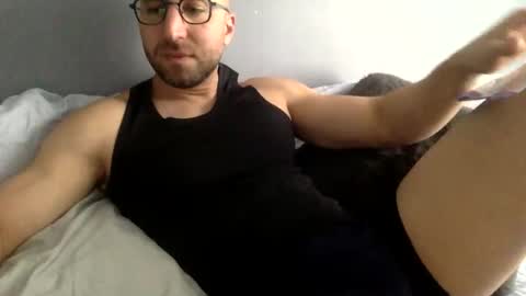 muscles4same online show from April 3, 2026, 7:45 pm