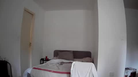 muscleshow00 online show from February 26, 2025, 10:04 am