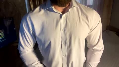 muscularjuggler online show from April 3, 2026, 1:25 am